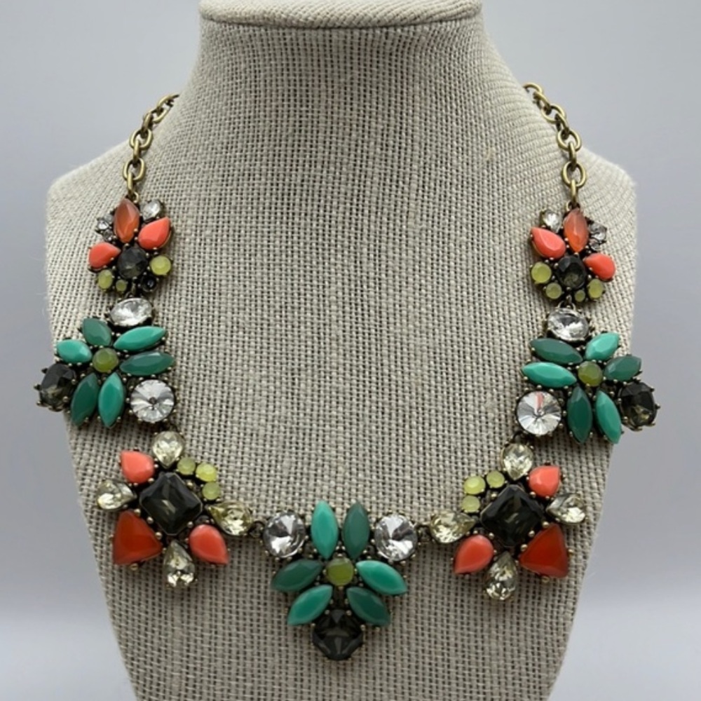 Stella & Dot | Flower Statement Necklace